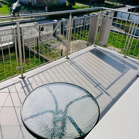 Apartman Bago Deluxe Near Zagreb Airport Велика Горица Екстериор снимка