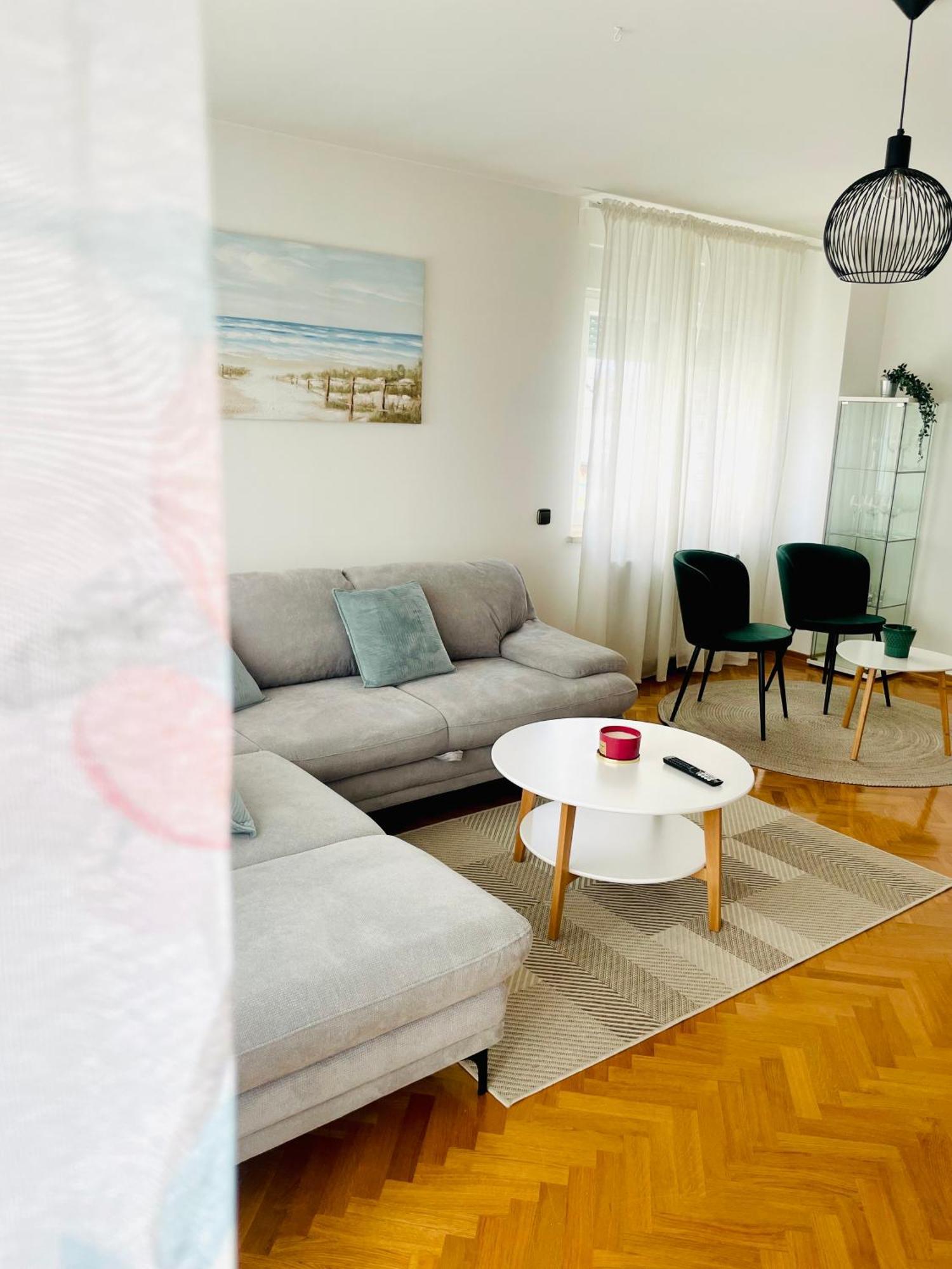 Apartman Bago Deluxe Near Zagreb Airport Велика Горица Екстериор снимка