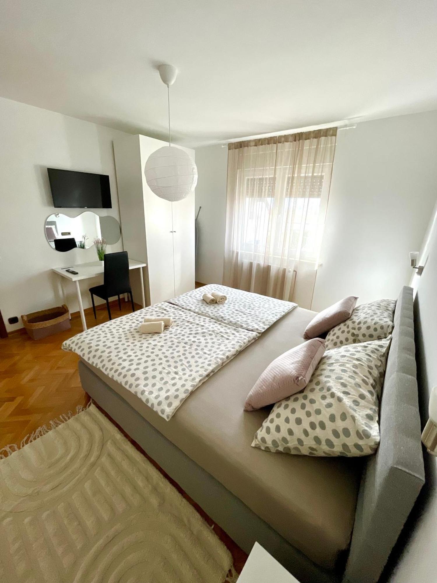 Apartman Bago Deluxe Near Zagreb Airport Велика Горица Екстериор снимка